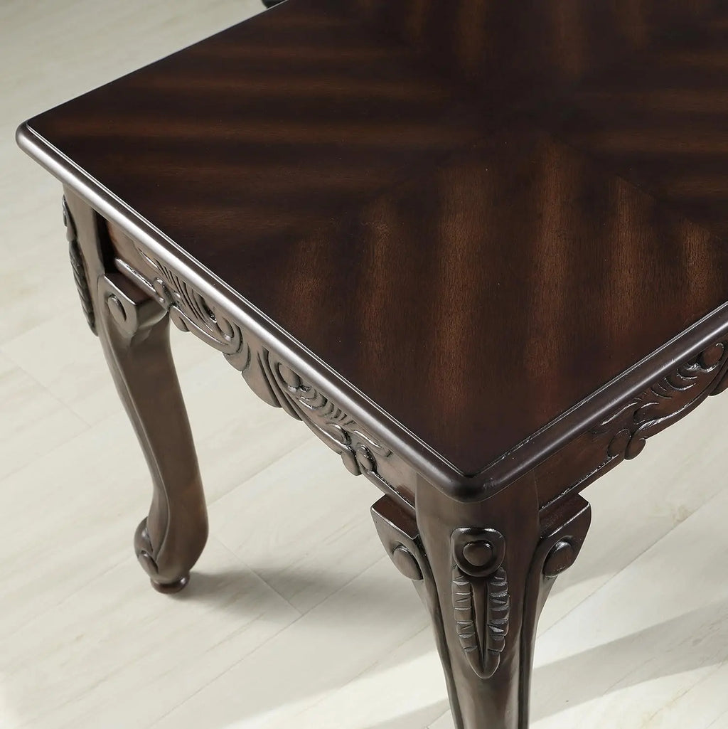 Traditional Ornate Wood Coffee Table with Elegant Detailing, Ideal for Living Room Decor