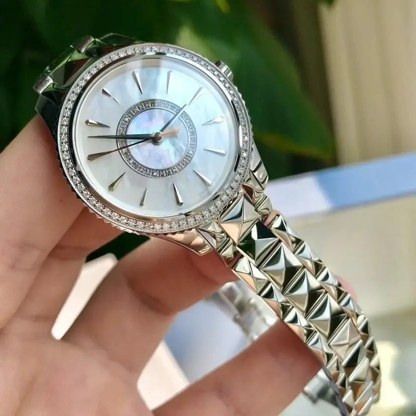Elegance Women Imported Quartz Movement Watch Diamond Round Dial Brand Calendar Window Watch For Women