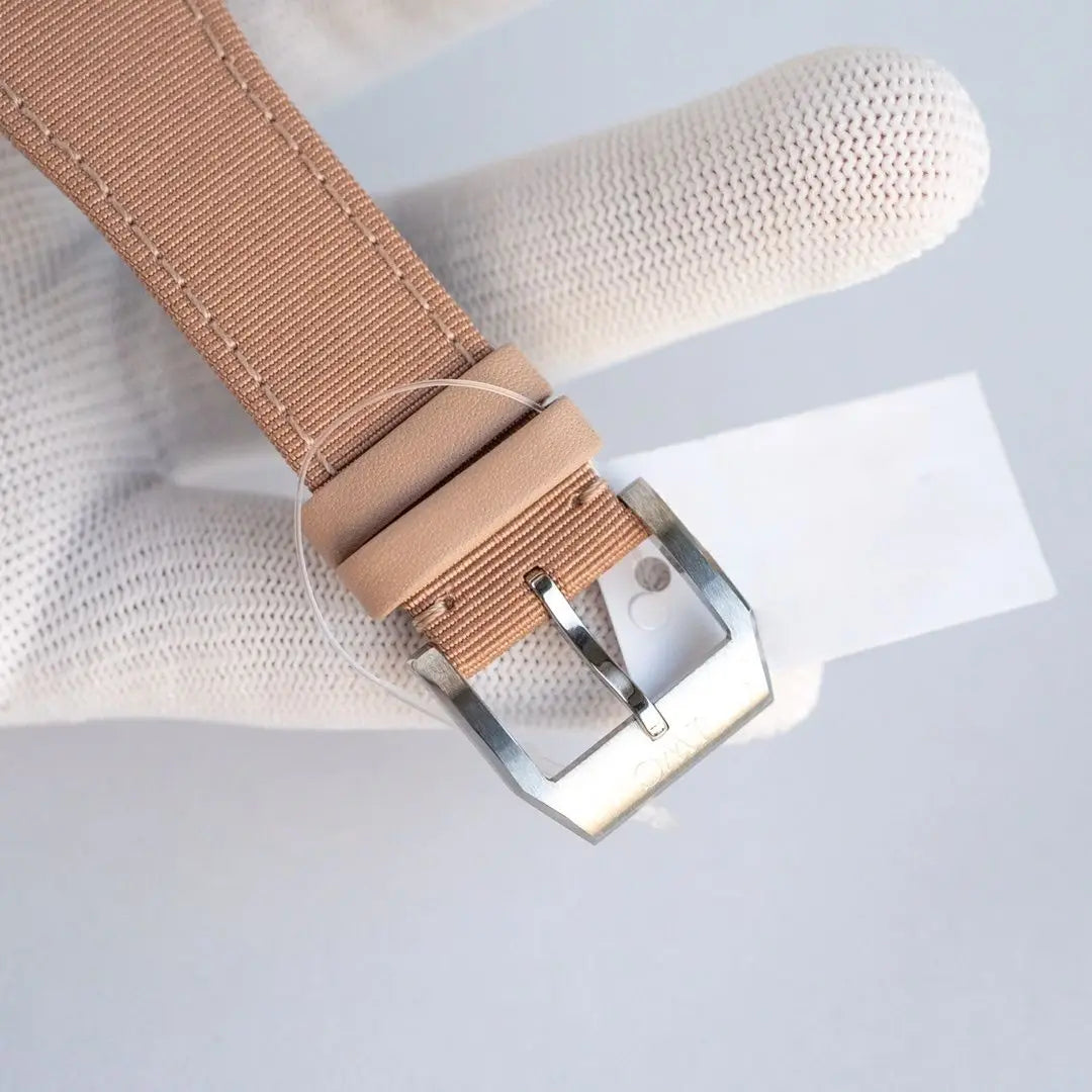 Fashion Casual Ladies Quartz Watches Vintage Leather Strap Wristwatch Women Clock Gift Popular Relogio Feminino