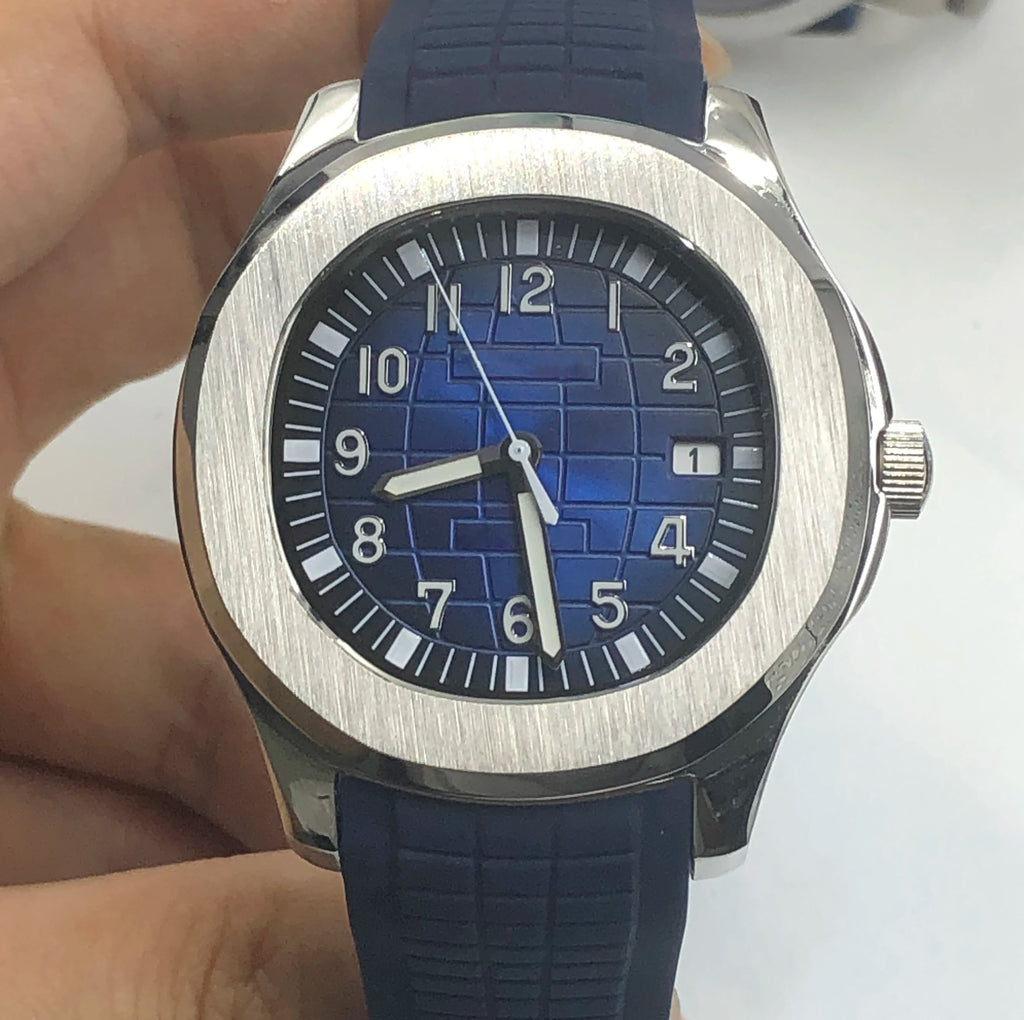 High-quality P-P Model 5711 ETA Automatic Cal. 240 Movement 9.9mm Ultra-thin Stainless Steel Case Sapphire Crystal 5BAR Water